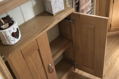 Side cabinet