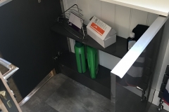 Side cabinet