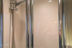 debf 5 bathroom 4