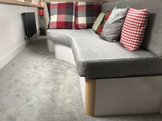 Saloon / Snug